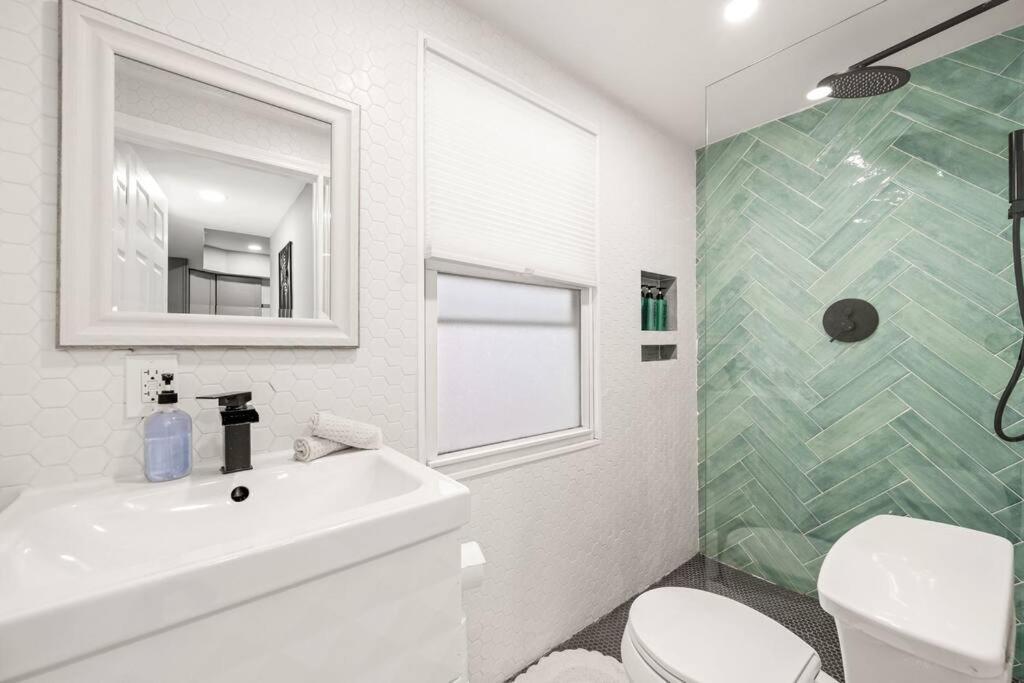 New! Cozy Apt In Center City! Φιλαδέλφεια Εξωτερικό φωτογραφία